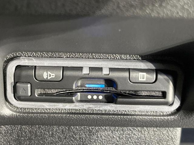 N-BOXカスタム ベースグレード 純正ディスプレイオーディオ 衝突被害軽減システム レーダークルーズ 両側電動ドア バックカメラ ドラレコ コーナーセンサー スマートキー LEDヘッド ETC 純正14インチアルミ オートライト(41枚目)