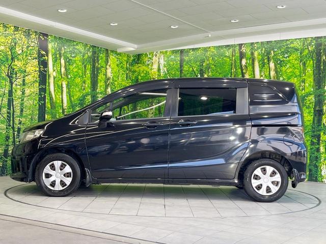 フリードスパイク Ｇ　ジャストセレクション　電動スライドドア　純正ＳＤナビ　バックカメラ　ＨＩＤヘッド　ビルトインＥＴＣ　オートライト　オートエアコン　Ｂｌｕｅｔｏｏｔｈ　ＣＤ　ＤＶＤ再生　地デジ　トラクションコントロール（25枚目）