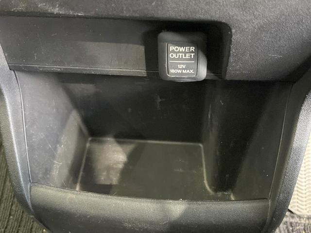 フリードスパイク Ｇ　ジャストセレクション　電動スライドドア　純正ＳＤナビ　バックカメラ　ＨＩＤヘッド　ビルトインＥＴＣ　オートライト　オートエアコン　Ｂｌｕｅｔｏｏｔｈ　ＣＤ　ＤＶＤ再生　地デジ　トラクションコントロール（50枚目）