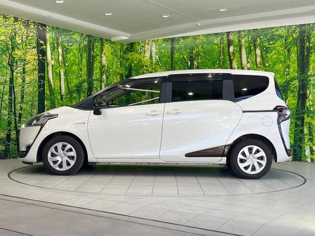 シエンタ ハイブリッドG 純正SDナビ バックカメラ 衝突被害軽減システム 禁煙車 スマートキー LEDヘッド ビルトインETC 車線逸脱警報 オートライト オートエアコン Bluetooth CD DVD再生 フルセグ(25枚目)