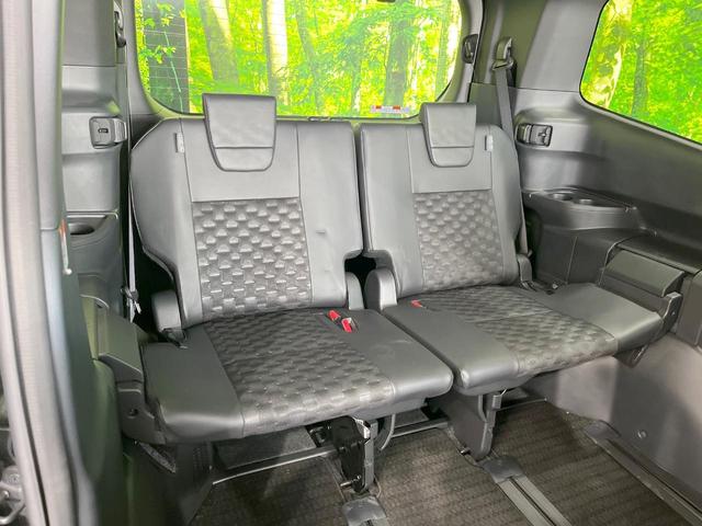 ヴォクシー ハイブリッドS-Z 両側電動ドア 後席モニター バックカメラ 衝突被害軽減システム レーダークルーズ 禁煙車 ハーフレザーシート ドラレコ コーナーセンサー スマートキー LEDヘッド ETC2.0(10枚目)