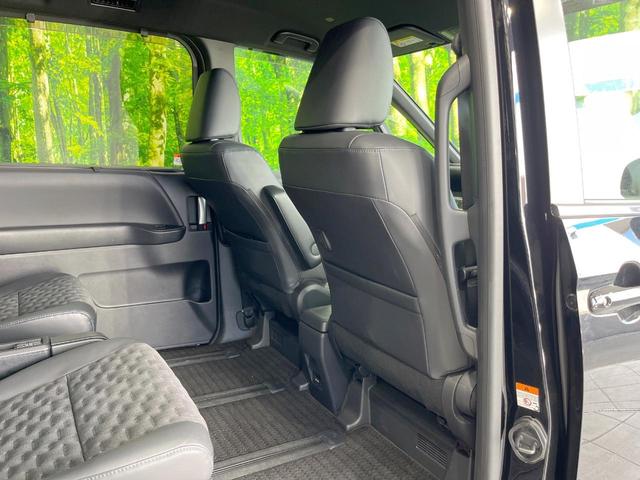 ヴォクシー ハイブリッドS-Z 両側電動ドア 後席モニター バックカメラ 衝突被害軽減システム レーダークルーズ 禁煙車 ハーフレザーシート ドラレコ コーナーセンサー スマートキー LEDヘッド ETC2.0(54枚目)