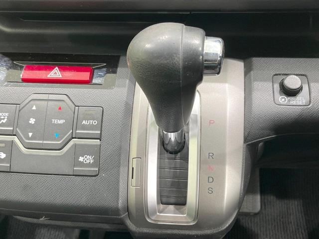 ステップワゴンスパーダ S 電動スライドドア 純正SDナビ バックカメラ ドラレコ HIDヘッド ビルトインETC 純正16インチアルミ オートライト オートエアコン CD DVD再生 地デジ パドルシフト(39枚目)