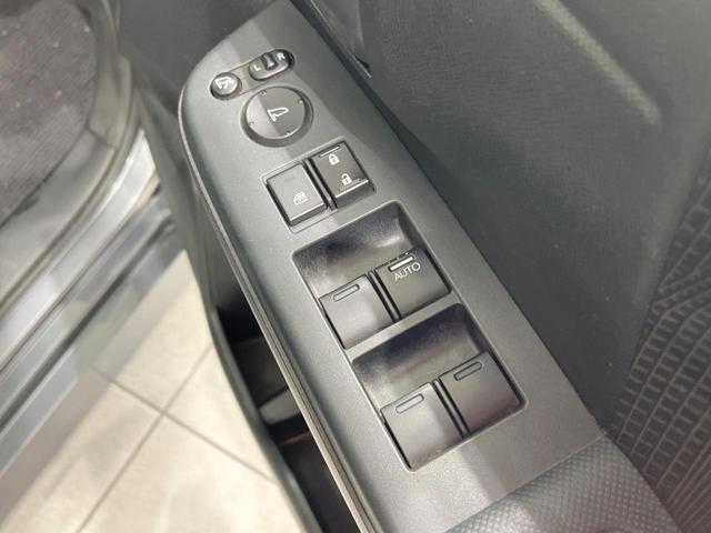 ステップワゴンスパーダ S 電動スライドドア 純正SDナビ バックカメラ ドラレコ HIDヘッド ビルトインETC 純正16インチアルミ オートライト オートエアコン CD DVD再生 地デジ パドルシフト(45枚目)