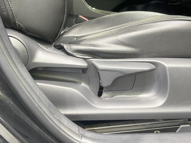 プリウス Ｓセーフティプラス　フルエアロ　ＳＤナビ　バックカメラ　衝突被害軽減システム　レーダークルーズ　禁煙車　レザー調シート　コーナーセンサー　スマートキー　ＬＥＤヘッド　ビルトインＥＴＣ　車線逸脱警報　オートライト（36枚目）