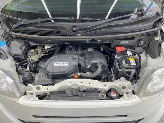 Ｎ－ＢＯＸ Ｇ　ＳＳパッケージ　両側電動ドア　ＳＤナビ　バックカメラ　禁煙車　スマートキー　純正１４インチアルミ　ＣＤ　地デジ　盗難防止装置　トラクションコントロール　オートエアコン（18枚目）