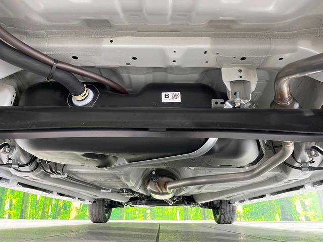 スペーシアカスタム ハイブリッドＸＳ　届出済未使用車　両側電動ドア　衝突被害軽減システム　レーダークルーズ　ハーフレザーシート　コーナーセンサー　スマートキー　ＬＥＤヘッド　純正１５インチアルミ　オートハイビーム　車線逸脱警報（19枚目）