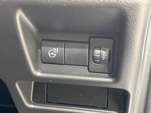 スペーシアカスタム ハイブリッドＸＳ　届出済未使用車　両側電動ドア　衝突被害軽減システム　レーダークルーズ　ハーフレザーシート　コーナーセンサー　スマートキー　ＬＥＤヘッド　純正１５インチアルミ　オートハイビーム　車線逸脱警報（35枚目）