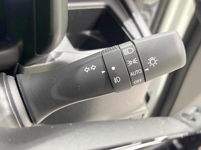 スペーシアカスタム ハイブリッドＸＳ　届出済未使用車　両側電動ドア　衝突被害軽減システム　レーダークルーズ　ハーフレザーシート　コーナーセンサー　スマートキー　ＬＥＤヘッド　純正１５インチアルミ　オートハイビーム　車線逸脱警報（36枚目）