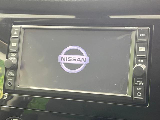 �y�i�r�Q�[�V�����z�g���₷���i�r�ŖړI�n�܂ł�������ē����Ă���܂��B�e��I�[�f�B�I�Đ��@�\���[�����Ă���A���Ԃ̉^�]������Ɋy�����Ȃ�܂��I�I