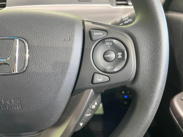 �y�A�_�v�e�B�u�N���[�Y�R���g���[���z�������H�ł̒��������s���y�ɁI�I�����ő��x��ۂN���[�Y�R���g���[�����A�Փˌy���V�X�e���ƘA�g���A�O���̎ԗ������m���ĎԊԂ�ۂ悤�ɑ��x���߂��Ă���܂��I�I