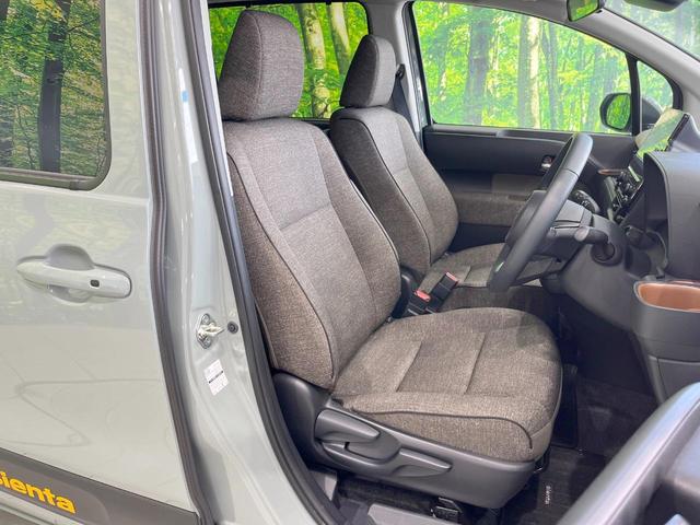 シエンタ ハイブリッドＺ　両側電動ドア　全周囲カメラ　衝突被害軽減システム　レーダークルーズ　禁煙車　コーナーセンサー　スマートキー　ＬＥＤヘッド　ＥＴＣ２．０　オートハイビーム　オートライト　オートエアコン（8枚目）