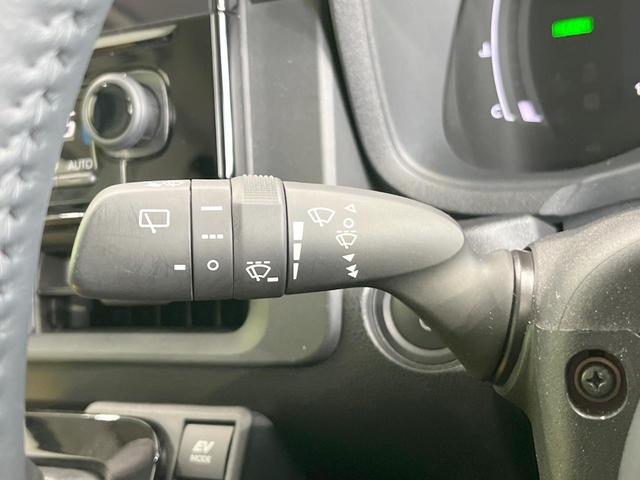 シエンタ ハイブリッドＺ　両側電動ドア　全周囲カメラ　衝突被害軽減システム　レーダークルーズ　禁煙車　コーナーセンサー　スマートキー　ＬＥＤヘッド　ＥＴＣ２．０　オートハイビーム　オートライト　オートエアコン（39枚目）