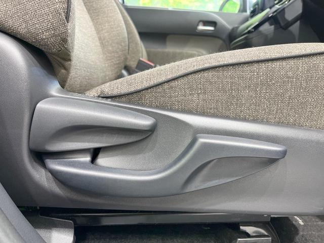 シエンタ ハイブリッドＺ　両側電動ドア　全周囲カメラ　衝突被害軽減システム　レーダークルーズ　禁煙車　コーナーセンサー　スマートキー　ＬＥＤヘッド　ＥＴＣ２．０　オートハイビーム　オートライト　オートエアコン（54枚目）