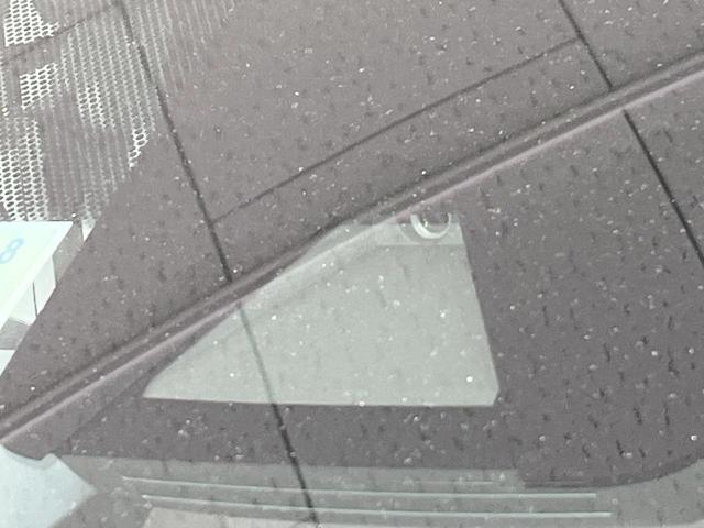 �y�g���^�Z�[�t�e�B�Z���X�z���s���ɑO���̎ԗ�����F�����A�Փ˂������Ȏ��͌x��ƃu���[�L�ŏՓˉ���Ɣ�Q�y�����A�V�X�g�B�����S�Ƀh���C�u�����y���݂��������܂��B