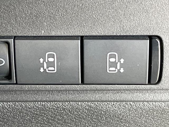 セレナ ハイウェイスターＶ　両側電動ドア　ＳＤナビ　バックカメラ　衝突被害軽減システム　レーダークルーズ　コーナーセンサー　スマートキー　ＬＥＤヘッド　ＥＴＣ　純正１６インチアルミ　オートハイビーム　車線逸脱警報　オートライト（7枚目）