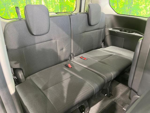 セレナ ハイウェイスターＶ　両側電動ドア　ＳＤナビ　バックカメラ　衝突被害軽減システム　レーダークルーズ　コーナーセンサー　スマートキー　ＬＥＤヘッド　ＥＴＣ　純正１６インチアルミ　オートハイビーム　車線逸脱警報　オートライト（10枚目）