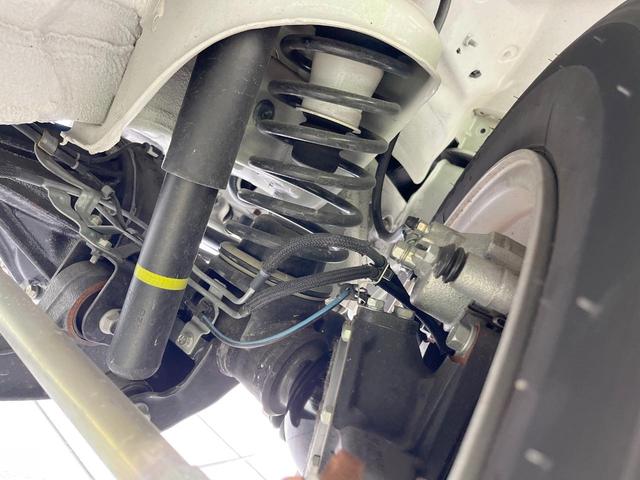 ジムニー ＸＣ　４ＷＤ　ＳＤナビ　衝突被害軽減システム　ドラレコ　コーナーセンサー　スマートキー　クルコン　ＬＥＤヘッド　ビルトインＥＴＣ　純正１６インチアルミ　車線逸脱警報　オートライト　オートエアコン（23枚目）