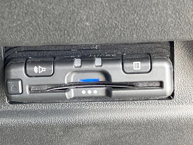 ジムニー ＸＣ　４ＷＤ　ＳＤナビ　衝突被害軽減システム　ドラレコ　コーナーセンサー　スマートキー　クルコン　ＬＥＤヘッド　ビルトインＥＴＣ　純正１６インチアルミ　車線逸脱警報　オートライト　オートエアコン（40枚目）