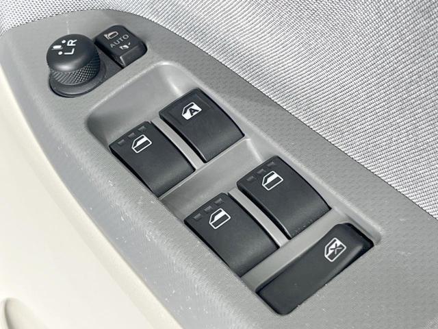 キャスト スタイルＸ　ＳＡＩＩＩ　ＳＤナビ　衝突被害軽減システム　スマートキー　オートハイビーム　ドラレコ　オートライト　オートエアコン　アイドリングストップ　ＣＤ　地デジ　トラクションコントロール（33枚目）