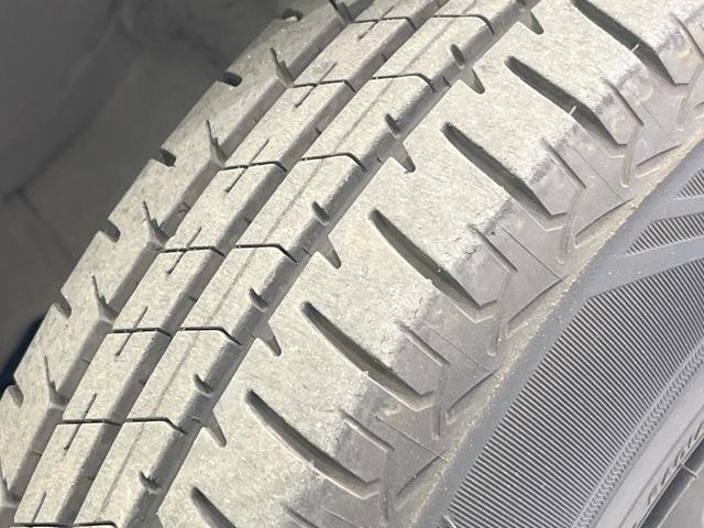 アルト Ｓ　衝突被害軽減システム　シートヒーター　ドラレコ　コーナーセンサー　スマートキー　ＨＩＤヘッド　オートライト　オートエアコン　ＣＤ（27枚目）