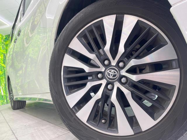 �y�����P�W�C���`�A���~�z�C�[���z�O�ςɃ}�b�`���������A���~�z�C�[���𑕒����Ă���܂��B�e��ЊO�A���~�z�C�[����A�X�^�b�h���X�^�C�����戵�����Ă���܂��B���񂲑��k����������