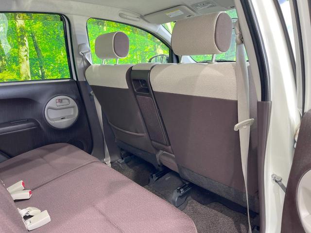 パッソ プラスハナ　Ｃパッケージ　純正ＳＤナビ　バックカメラ　衝突被害軽減システム　禁煙車　スマートキー　ビルトインＥＴＣ　Ｂｌｕｅｔｏｏｔｈ　ＣＤ　ＤＶＤ再生　フルセグ（33枚目）