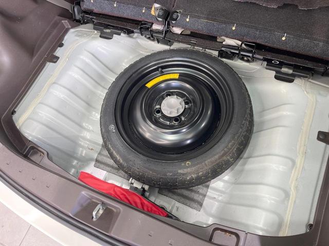 パッソ プラスハナ　Ｃパッケージ　純正ＳＤナビ　バックカメラ　衝突被害軽減システム　禁煙車　スマートキー　ビルトインＥＴＣ　Ｂｌｕｅｔｏｏｔｈ　ＣＤ　ＤＶＤ再生　フルセグ（47枚目）