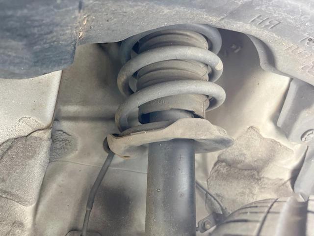 タント カスタムＸ　ＳＤナビ　電動スライドドア　バックカメラ　スマートキー　ＨＩＤヘッド　純正１４インチアルミ　オートエアコン　電動格納ミラー　トラクションコントロール　ＣＤ　パワーステアリング（23枚目）