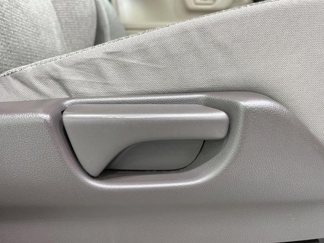 Ｎ－ＢＯＸ Ｇホンダセンシング　純正ＳＤナビ　衝突被害軽減システム　レーダークルーズ　バックカメラ　スマートキー　ＬＥＤヘッド　オートライト　オートエアコン　ビルトインＥＴＣ　車線逸脱警報　Ｂｌｕｅｔｏｏｔｈ　ＣＤ（47枚目）