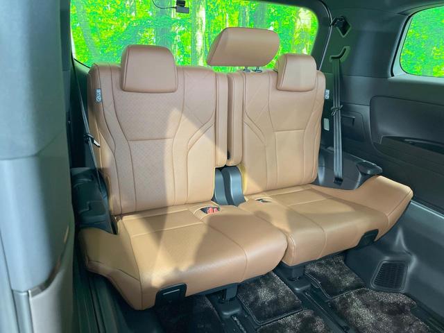 ヴェルファイアハイブリッド Z プレミア ガラスルーフ 純正ディスプレイオーディオ 衝突被害軽減システム レーダークルーズ 両側電動ドア 全周囲カメラ 電動リアゲート レザーシート 前席シートエアコン リアシートエアコン ドラレコ(10枚目)