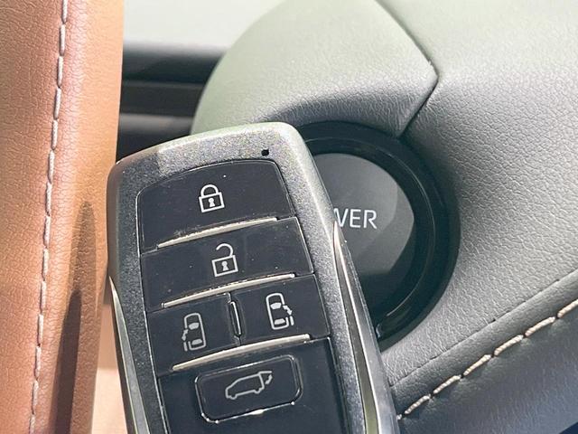 ヴェルファイアハイブリッド Z プレミア ガラスルーフ 純正ディスプレイオーディオ 衝突被害軽減システム レーダークルーズ 両側電動ドア 全周囲カメラ 電動リアゲート レザーシート 前席シートエアコン リアシートエアコン ドラレコ(42枚目)