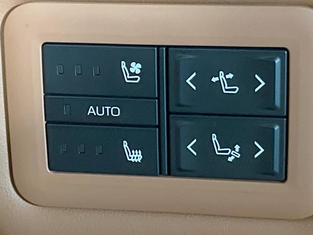 ヴェルファイアハイブリッド Z プレミア ガラスルーフ 純正ディスプレイオーディオ 衝突被害軽減システム レーダークルーズ 両側電動ドア 全周囲カメラ 電動リアゲート レザーシート 前席シートエアコン リアシートエアコン ドラレコ(63枚目)