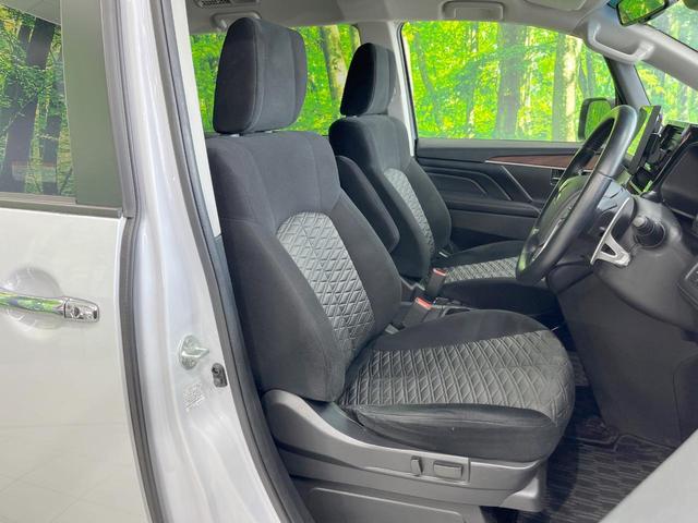 デリカＤ：５ Ｐ　４ＷＤ　ディーゼル（軽油）　ＳＤナビ　衝突被害軽減システム　レーダークルーズ　バックカメラ　両側電動ドア　スマートキー　ＬＥＤヘッド　ＥＴＣ　パワーシート　純正１８インチアルミ　車線逸脱警報（8枚目）