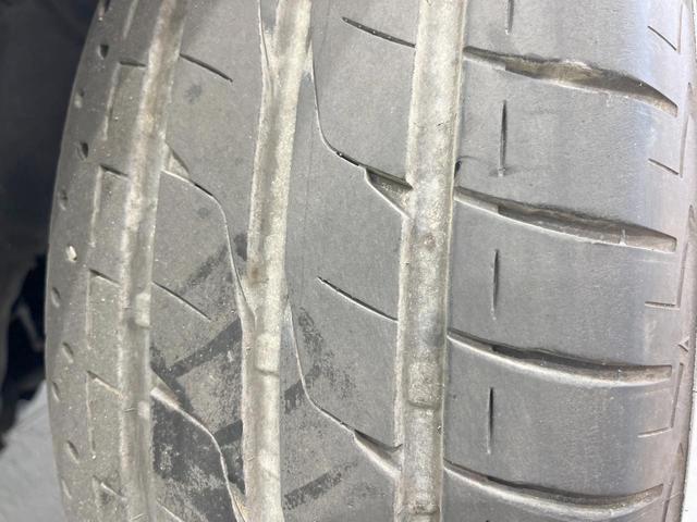 デリカＤ：５ Ｐ　４ＷＤ　ディーゼル（軽油）　ＳＤナビ　衝突被害軽減システム　レーダークルーズ　バックカメラ　両側電動ドア　スマートキー　ＬＥＤヘッド　ＥＴＣ　パワーシート　純正１８インチアルミ　車線逸脱警報（25枚目）