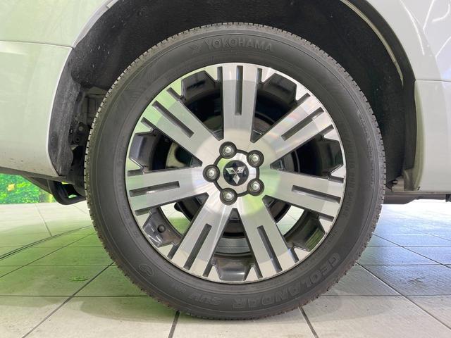 デリカＤ：５ Ｐ　４ＷＤ　ディーゼル（軽油）　ＳＤナビ　衝突被害軽減システム　レーダークルーズ　バックカメラ　両側電動ドア　スマートキー　ＬＥＤヘッド　ＥＴＣ　パワーシート　純正１８インチアルミ　車線逸脱警報（27枚目）