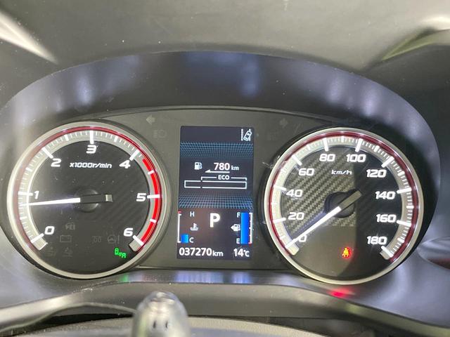 デリカＤ：５ Ｐ　４ＷＤ　ディーゼル（軽油）　ＳＤナビ　衝突被害軽減システム　レーダークルーズ　バックカメラ　両側電動ドア　スマートキー　ＬＥＤヘッド　ＥＴＣ　パワーシート　純正１８インチアルミ　車線逸脱警報（35枚目）