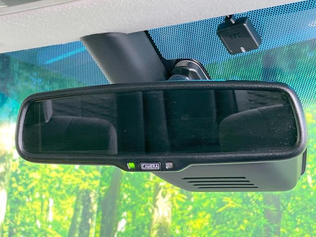 デリカＤ：５ Ｐ　４ＷＤ　ディーゼル（軽油）　ＳＤナビ　衝突被害軽減システム　レーダークルーズ　バックカメラ　両側電動ドア　スマートキー　ＬＥＤヘッド　ＥＴＣ　パワーシート　純正１８インチアルミ　車線逸脱警報（50枚目）