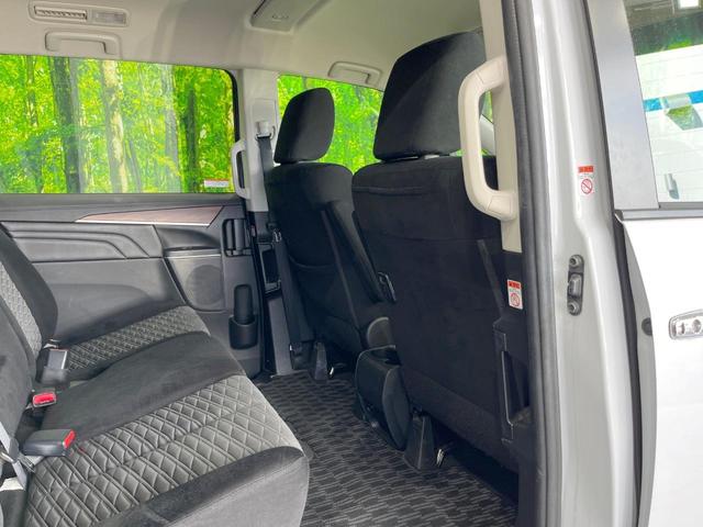 デリカＤ：５ Ｐ　４ＷＤ　ディーゼル（軽油）　ＳＤナビ　衝突被害軽減システム　レーダークルーズ　バックカメラ　両側電動ドア　スマートキー　ＬＥＤヘッド　ＥＴＣ　パワーシート　純正１８インチアルミ　車線逸脱警報（54枚目）