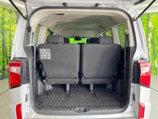 デリカＤ：５ Ｐ　４ＷＤ　ディーゼル（軽油）　ＳＤナビ　衝突被害軽減システム　レーダークルーズ　バックカメラ　両側電動ドア　スマートキー　ＬＥＤヘッド　ＥＴＣ　パワーシート　純正１８インチアルミ　車線逸脱警報（57枚目）