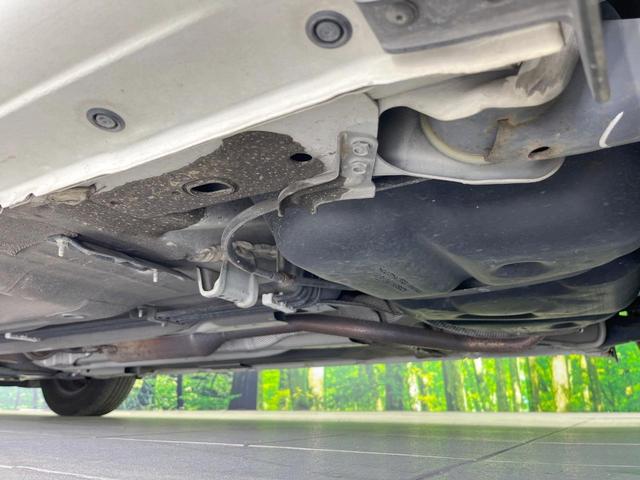 ノート Ｘ　ＤＩＧ－Ｓ　ナビ　スマートキー　ＥＴＣ　純正１４インチアルミ　オートエアコン　アイドリングストップ　ＣＤ　電動格納ミラー　トラクションコントロール（21枚目）