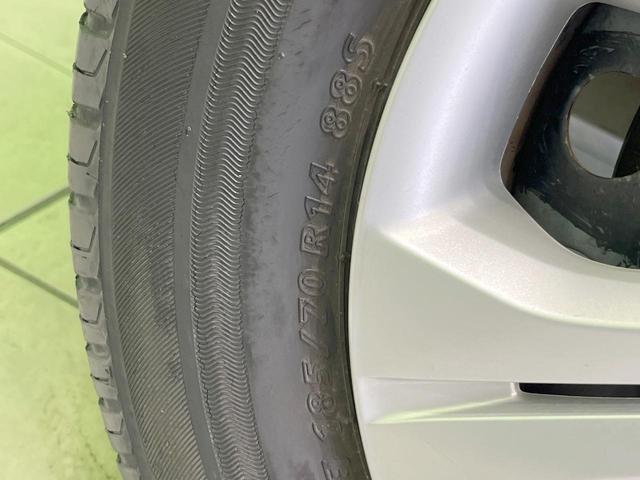 ノート Ｘ　ＤＩＧ－Ｓ　ナビ　スマートキー　ＥＴＣ　純正１４インチアルミ　オートエアコン　アイドリングストップ　ＣＤ　電動格納ミラー　トラクションコントロール（25枚目）