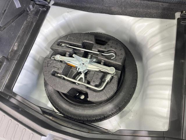 ノート Ｘ　ＤＩＧ－Ｓ　ナビ　スマートキー　ＥＴＣ　純正１４インチアルミ　オートエアコン　アイドリングストップ　ＣＤ　電動格納ミラー　トラクションコントロール（44枚目）