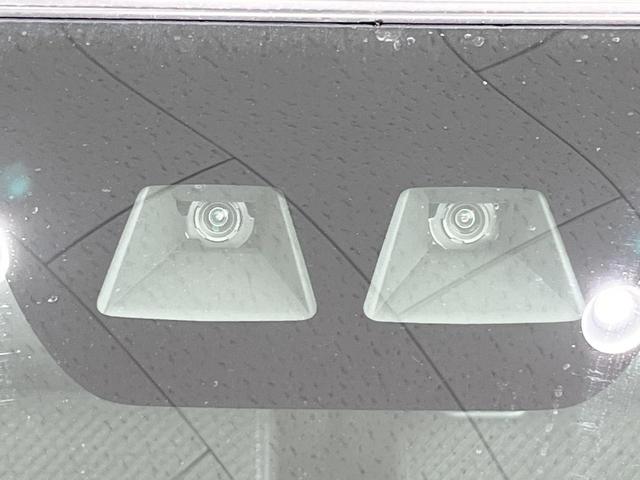 タント カスタムＸ　ＳＤナビ　衝突被害軽減システム　両側電動ドア　バックカメラ　スマートキー　ＬＥＤヘッド　ハーフレザーシート　コーナーセンサー　純正１４インチアルミ　オートライト　オートエアコン（3枚目）