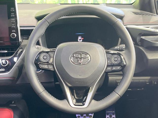 �y�����v�����X�e�A�����O�z�㎿�Ȋv���g�p���邱�ƂŁA��ɂ����������݂ƂĂ��^�]���₷���n���h���ł���