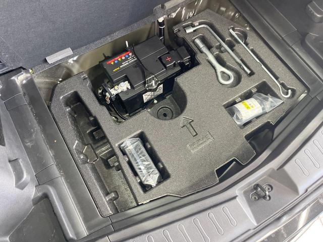 ノート e-パワー X 純正SDナビ 全周囲カメラ 衝突被害軽減システム コーナーセンサー スマートキー ETC オートライト オートエアコン 車線逸脱警報 Bluetooth CD DVD再生 フルセグ(52枚目)