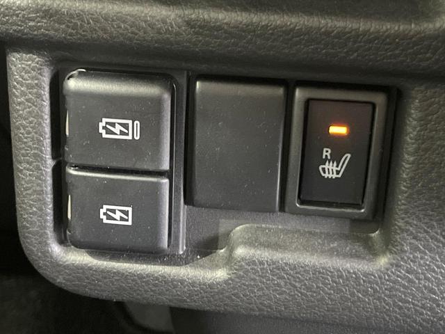 ワゴンＲスマイル ハイブリッドＳリミテッド　両側電動ドア　衝突被害軽減システム　禁煙車　シートヒーター　コーナーセンサー　スマートキー　ＬＥＤヘッド　ビルトインＥＴＣ　車線逸脱警報　オートライト　オートエアコン　ＣＤ（5枚目）