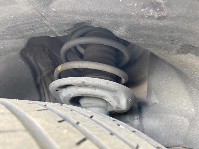 ハリアー Ｚ　レザーパッケージ　純正ナビ機能付ＤＡ　ＪＢＬ　衝突被害軽減システム　レーダークルーズ　全周囲カメラ　電動リアゲート　レザーシート　前席シートエアコン　ドラレコ　コーナーセンサー　スマートキー　ＬＥＤヘッド　ＥＴＣ２．０（23枚目）