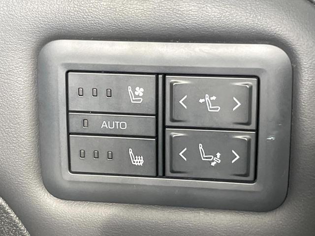 ヴェルファイアハイブリッド Ｚ　プレミア　ガラスルーフ　両側電動ドア　全周囲カメラ　衝突被害軽減システム　レーダークルーズ　禁煙車　電動リアゲート　レザーシート　前席シートエアコン　リアシートエアコン　コーナーセンサー　スマートキー（52枚目）