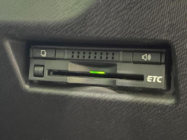 アクア Ｓ　バックカメラ　禁煙車　ドラレコ　スマートキー　ビルトインＥＴＣ　オートライト　オートエアコン　Ｂｌｕｅｔｏｏｔｈ　フルセグ（6枚目）